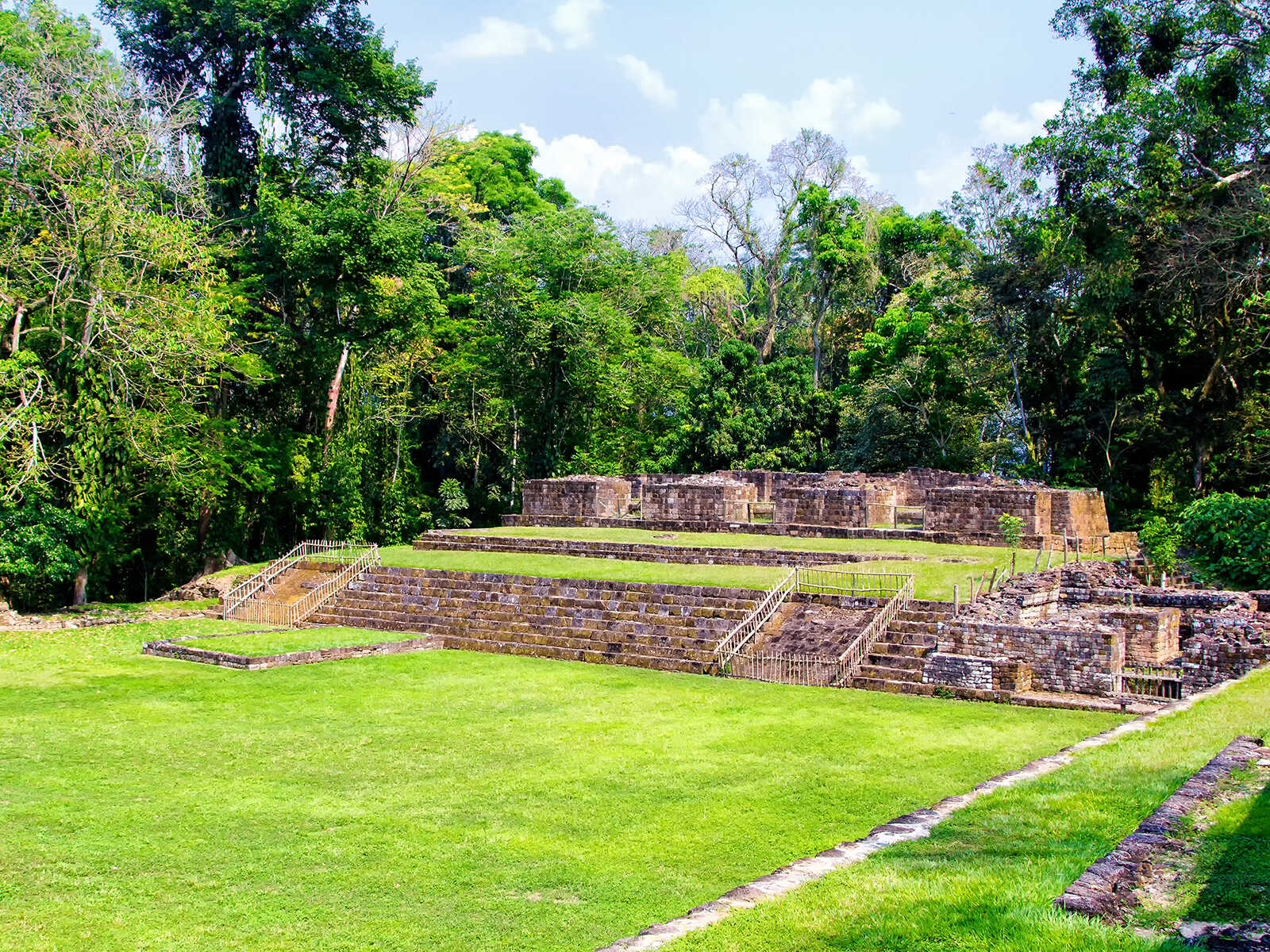 Parque Arqueológico y Ruinas de Quiriguá